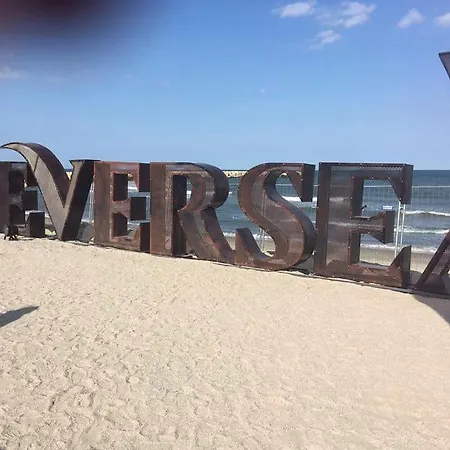 Seafront Faleza Nord *